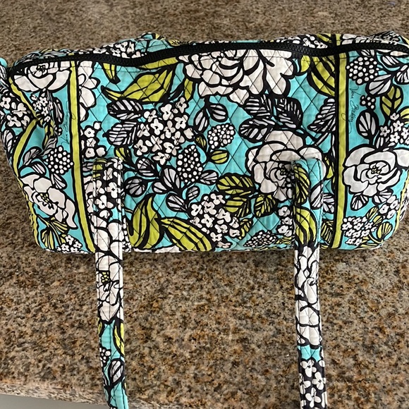 Vera Bradley Duffle bag - Picture 2 of 6